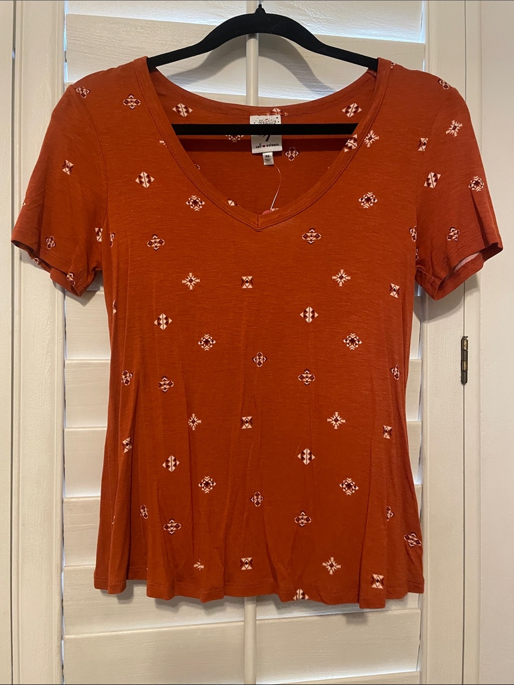 Self Esteem Rust Orange V-Neck Short Sleeve Tee with White Geo Print